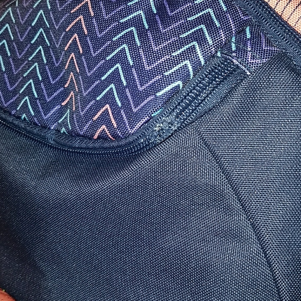 Roxy Book Bag/Back Pack - Picture 2 of 8